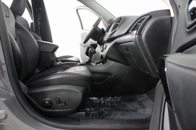 2023 Jeep Cherokee Altitude