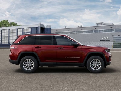 2026 Jeep Grand Cherokee Laredo