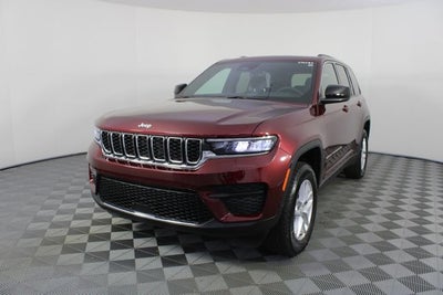 2026 Jeep Grand Cherokee Laredo