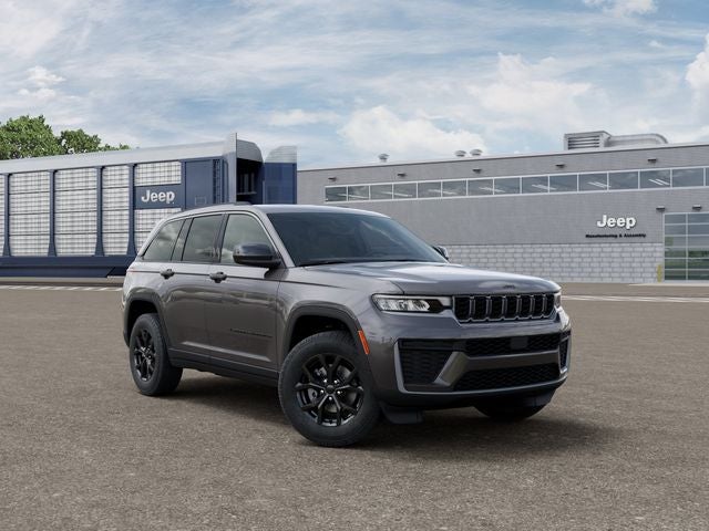 2026 Jeep Grand Cherokee Laredo