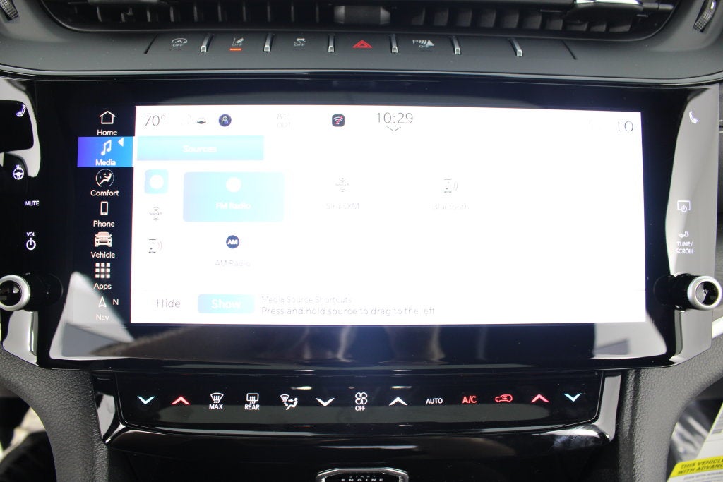 2027 Jeep Grand Cherokee Laredo Altitude