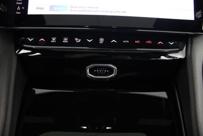 2027 Jeep Grand Cherokee Laredo Altitude