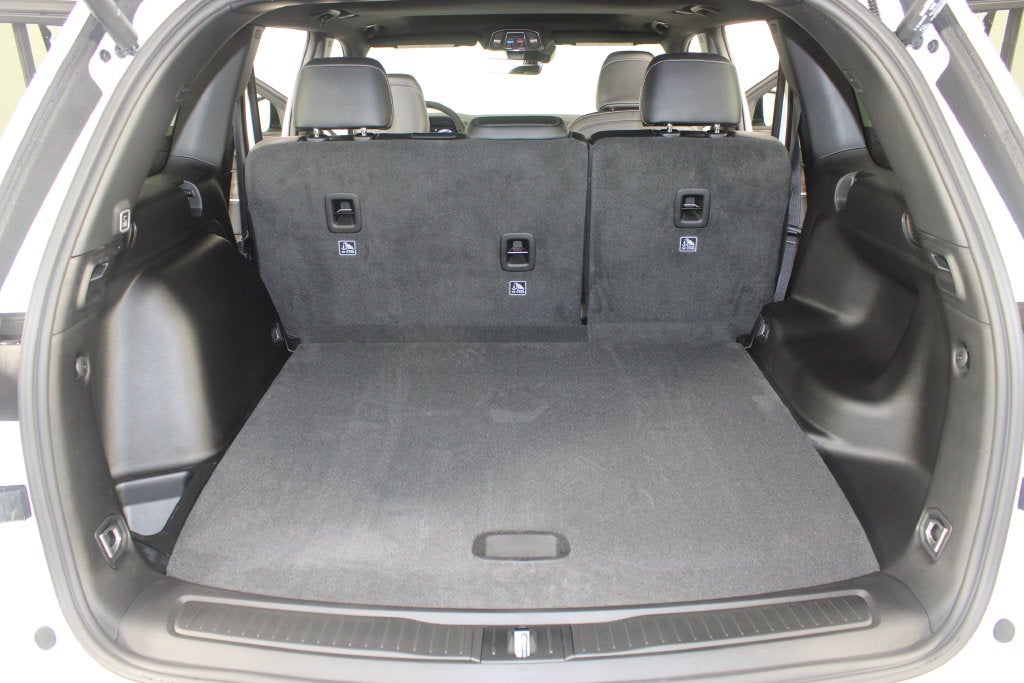 2027 Jeep Grand Cherokee Laredo Altitude
