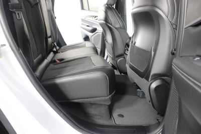 2027 Jeep Grand Cherokee Laredo Altitude