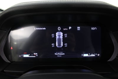 2027 Jeep Grand Cherokee Laredo Altitude