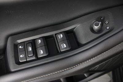 2027 Jeep Grand Cherokee Laredo Altitude