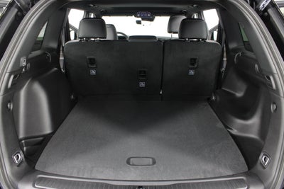 2027 Jeep Grand Cherokee Laredo Altitude