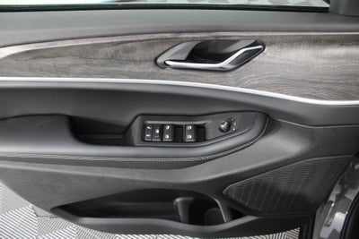 2027 Jeep Grand Cherokee Laredo Altitude