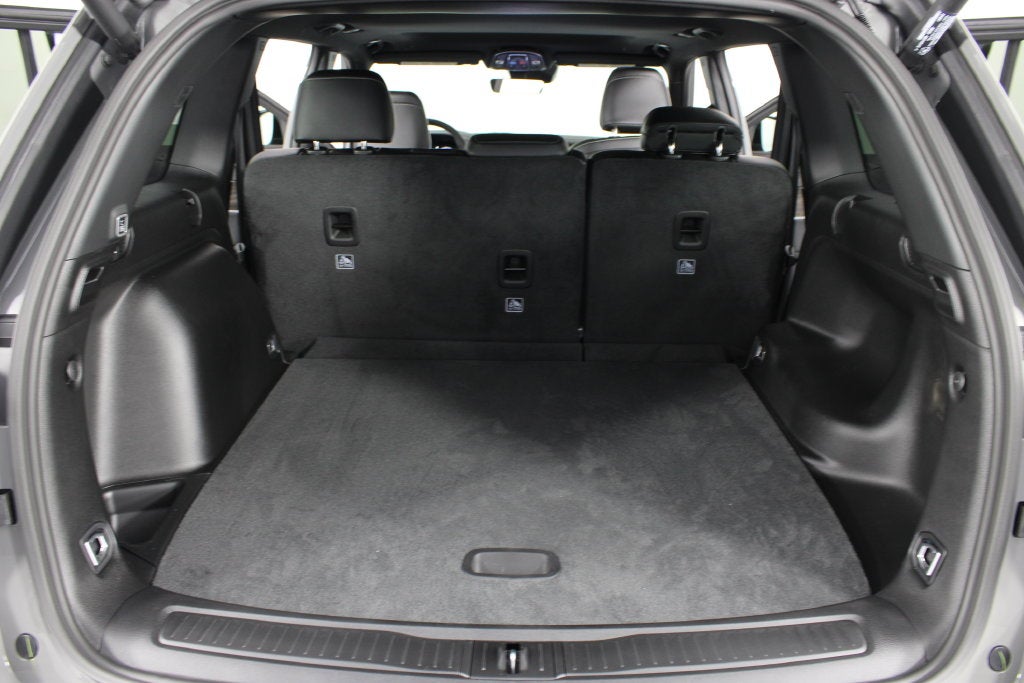 2027 Jeep Grand Cherokee Laredo Altitude