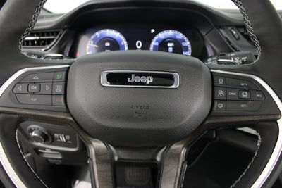 2027 Jeep Grand Cherokee Laredo Altitude