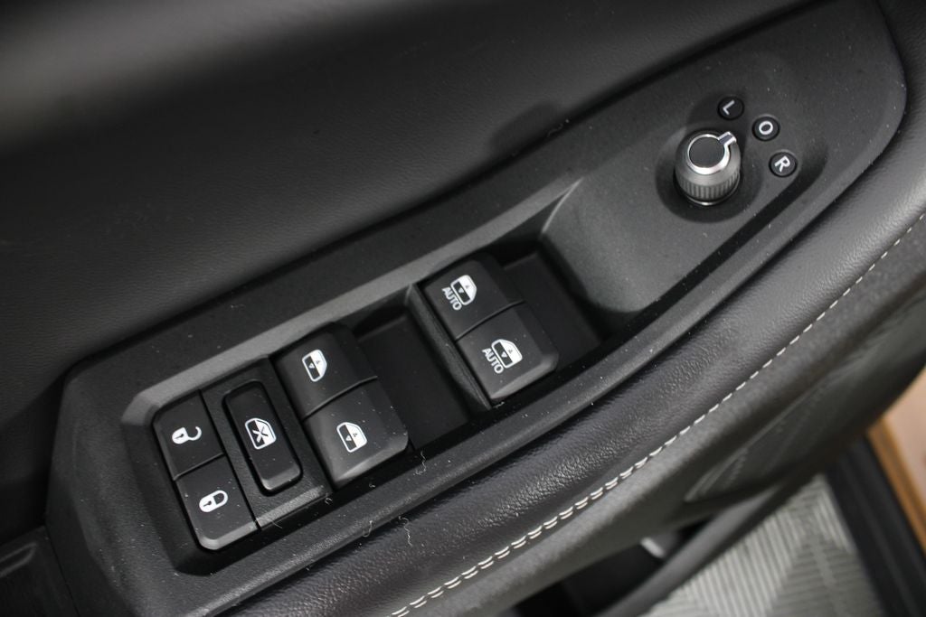2027 Jeep Grand Cherokee Limited Reserve