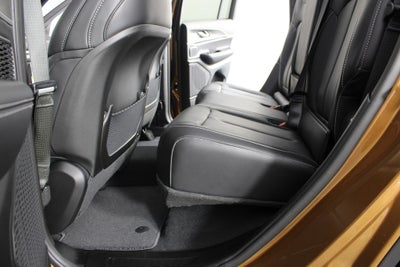 2027 Jeep Grand Cherokee Limited Reserve