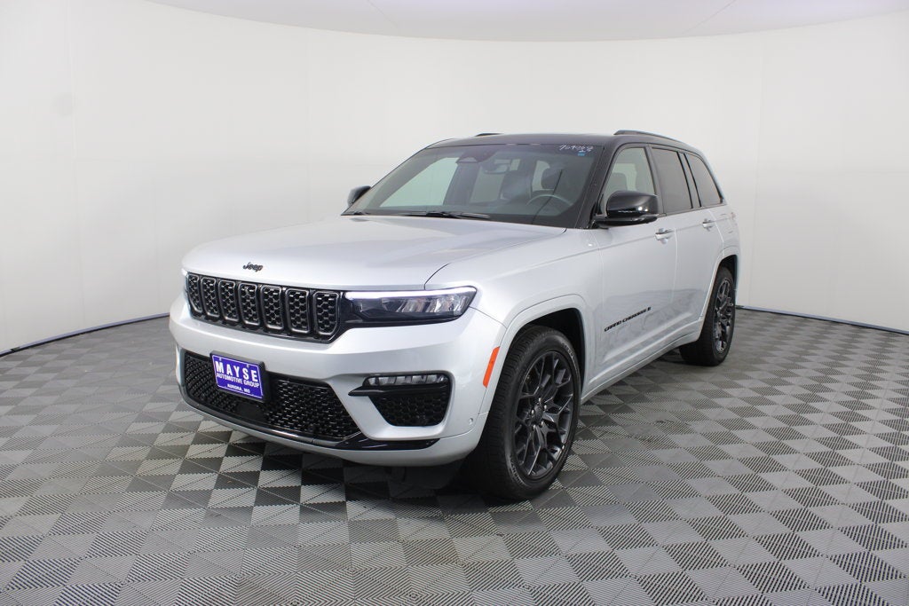 2025 Jeep Grand Cherokee Summit