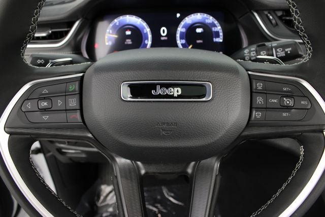 2026 Jeep Grand Cherokee L Laredo