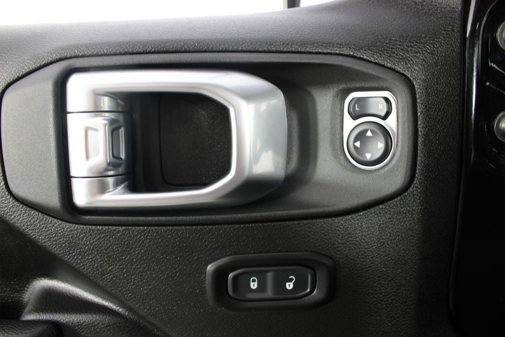 2025 Jeep Wrangler Willys 4xe