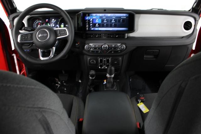 2025 Jeep Wrangler Sahara 4xe