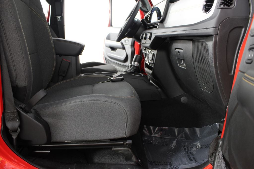 2025 Jeep Wrangler Sahara 4xe