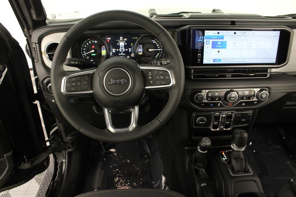 2025 Jeep Wrangler Sahara 4xe