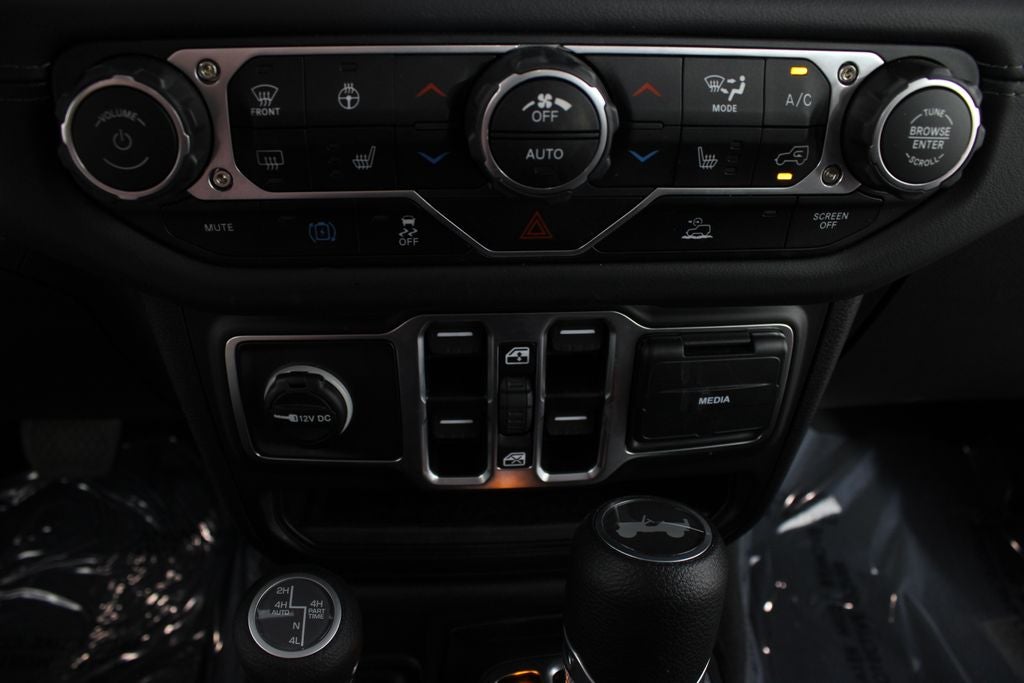 2025 Jeep Wrangler Sahara 4xe