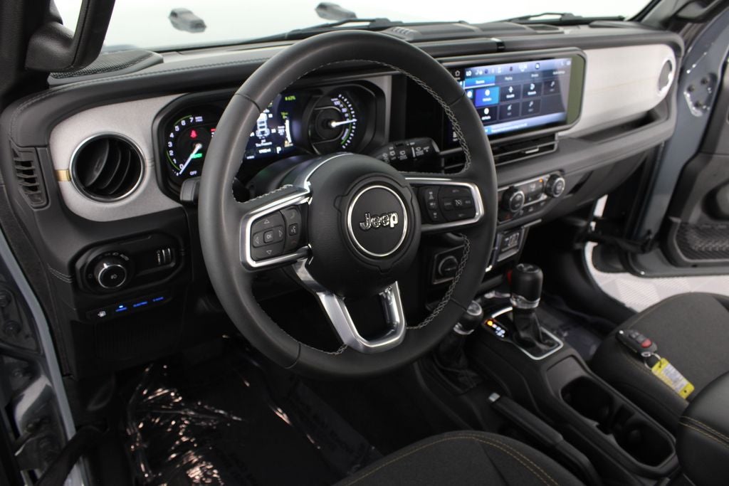2025 Jeep Wrangler Sahara 4xe