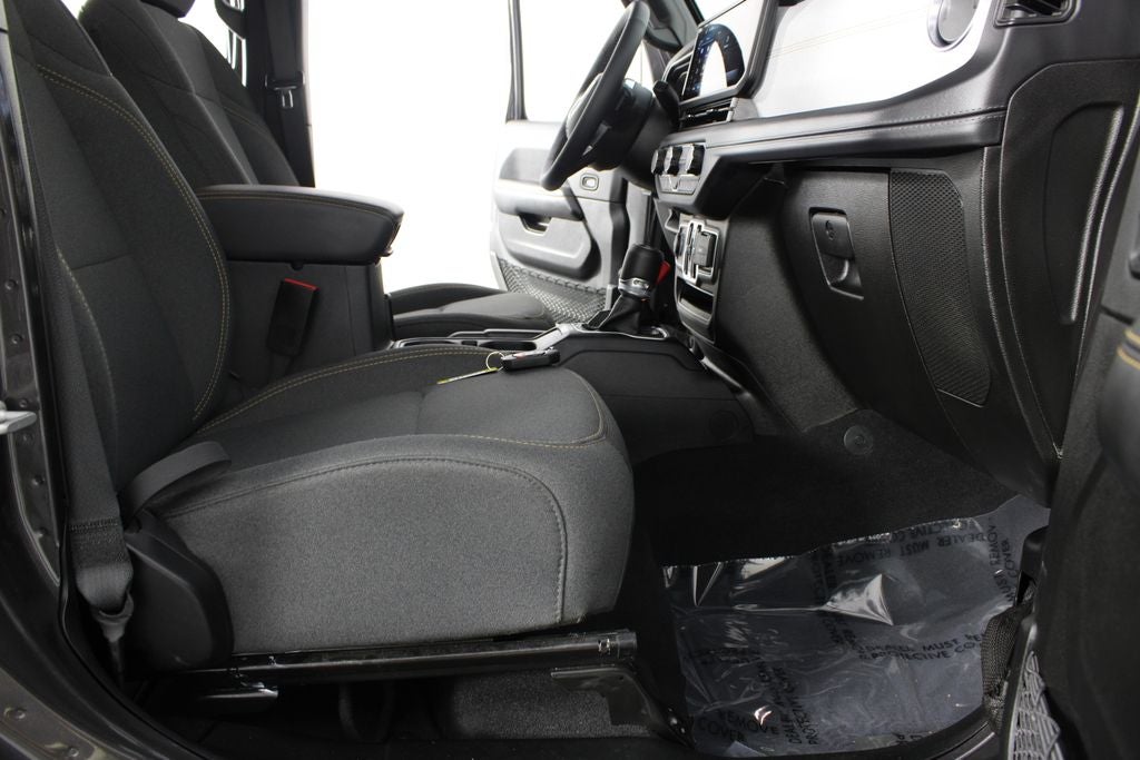 2025 Jeep Wrangler Sahara 4xe