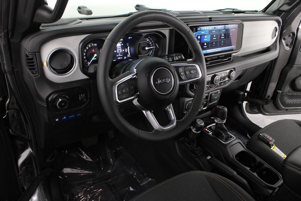 2025 Jeep Wrangler Sahara 4xe