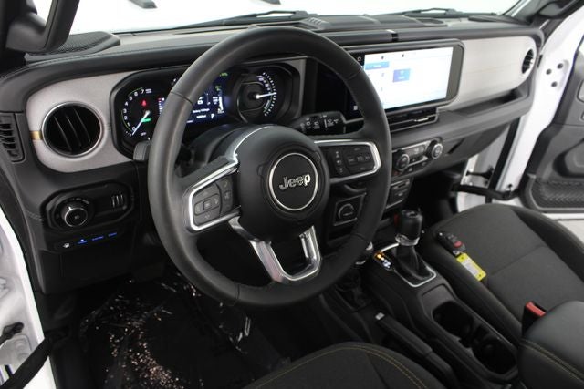 2025 Jeep Wrangler Sahara 4xe