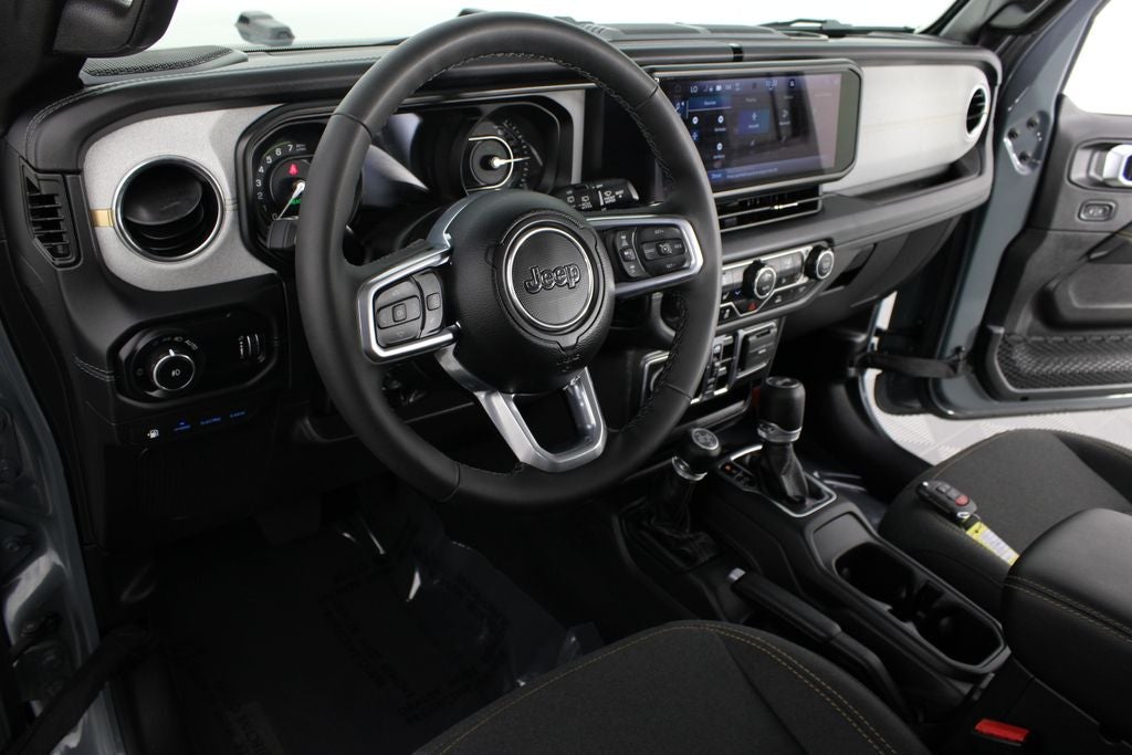 2025 Jeep Wrangler Sahara 4xe