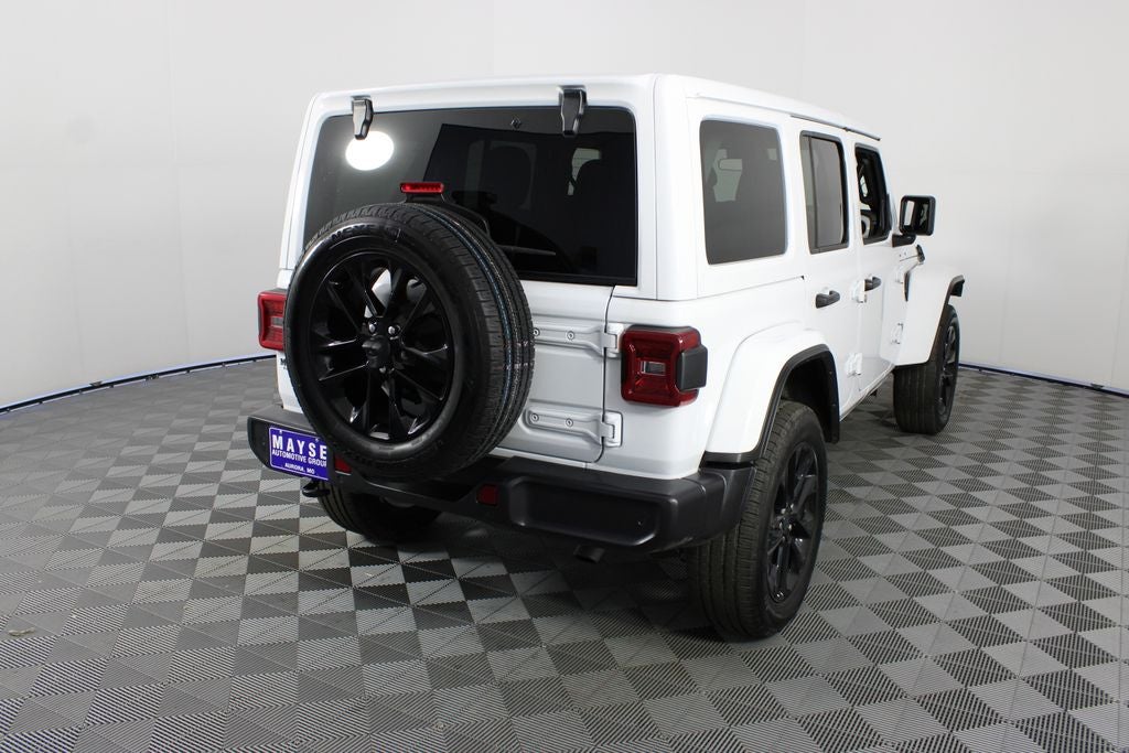 2025 Jeep Wrangler Sahara 4xe