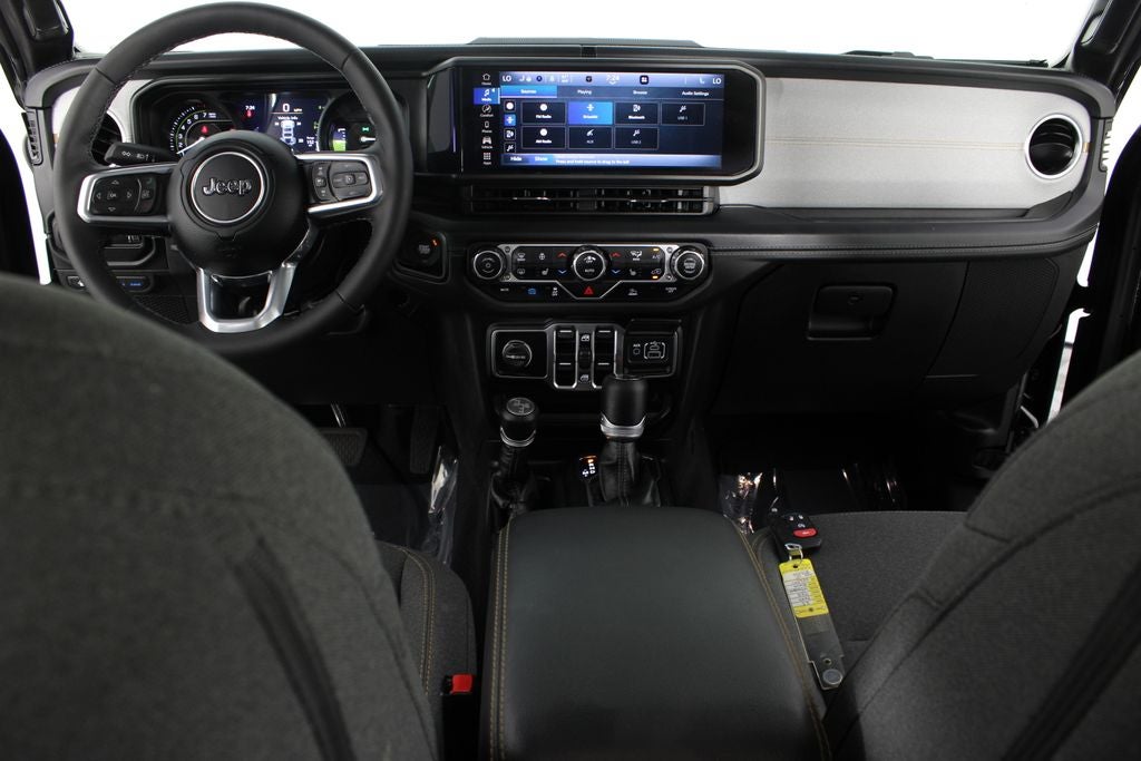 2025 Jeep Wrangler Sahara 4xe