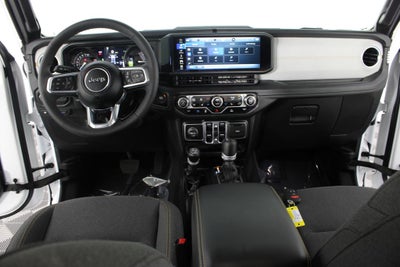 2025 Jeep Wrangler Sahara 4xe