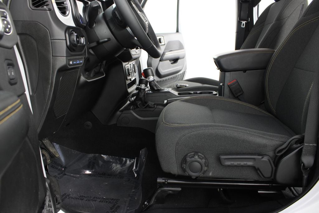 2025 Jeep Wrangler Sahara 4xe