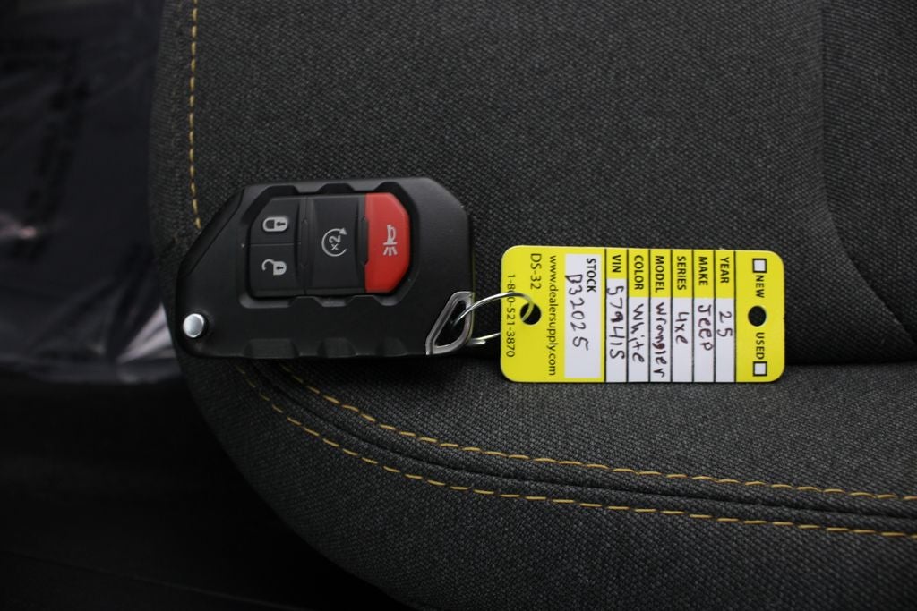 2025 Jeep Wrangler Sahara 4xe