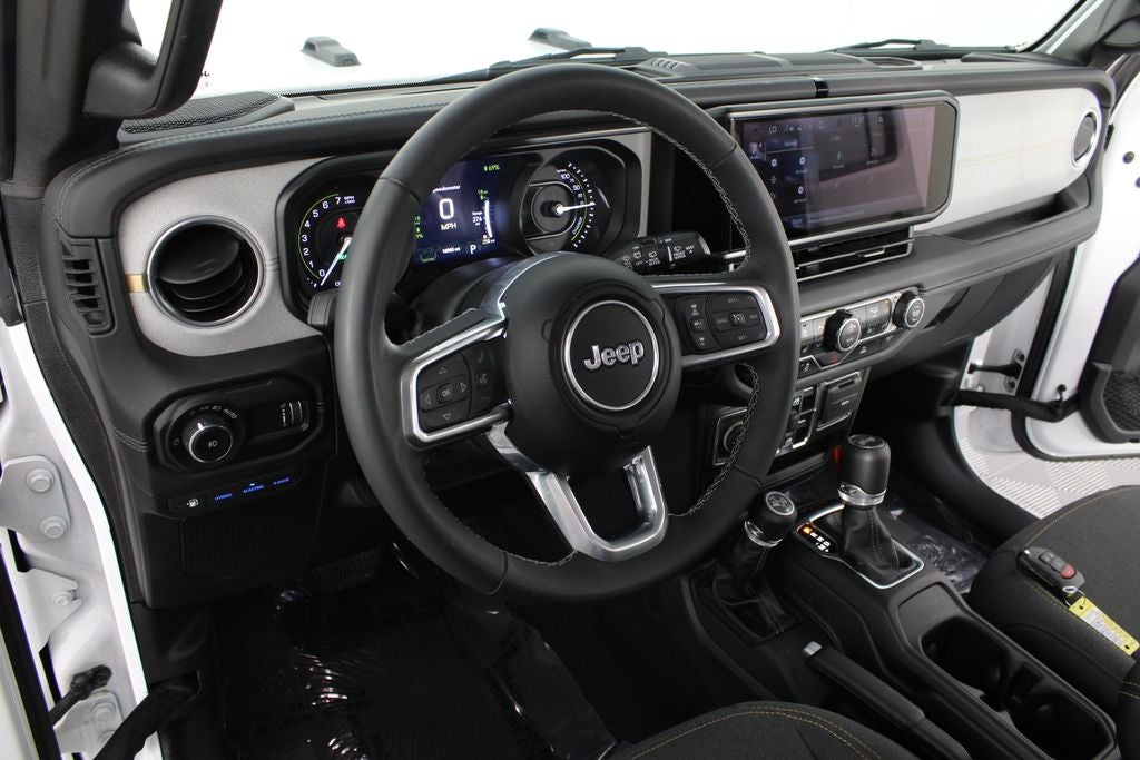 2025 Jeep Wrangler Sahara 4xe