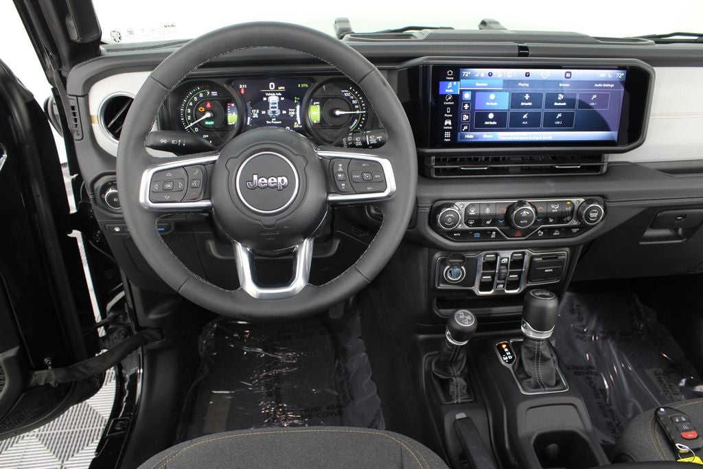 2025 Jeep Wrangler Sahara 4xe