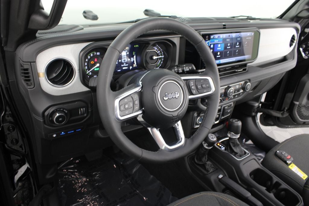 2025 Jeep Wrangler Sahara 4xe