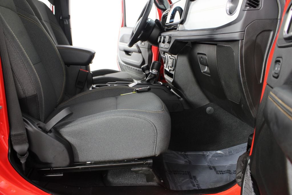 2025 Jeep Wrangler Sahara 4xe