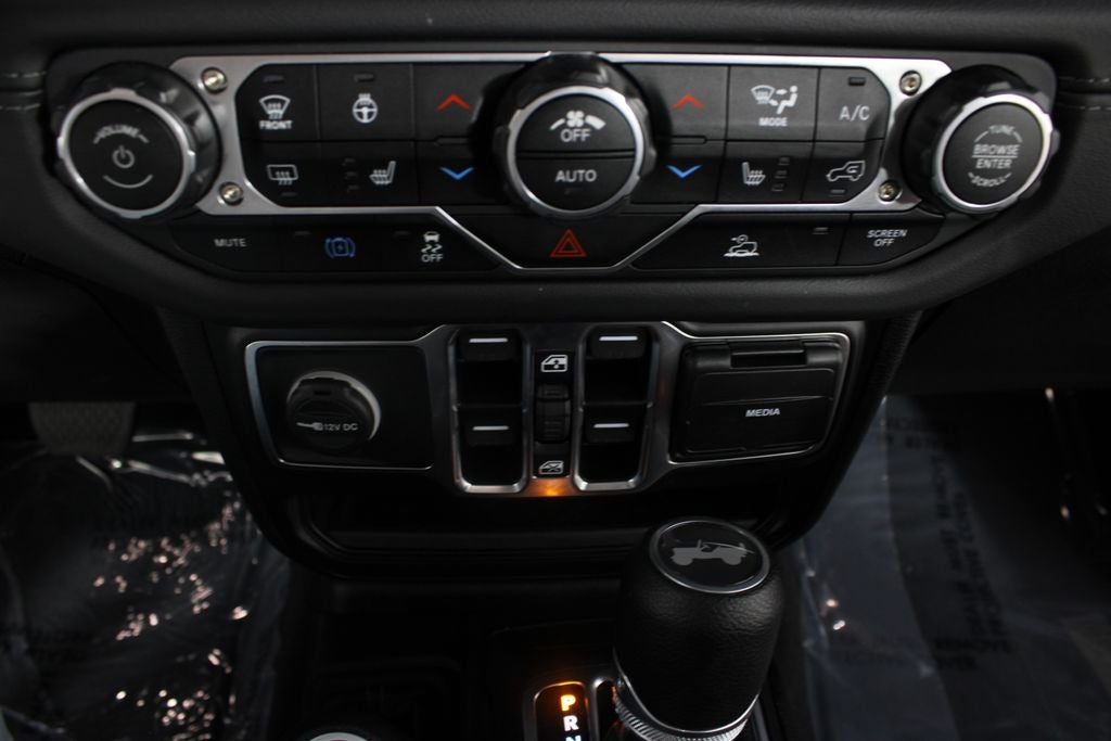 2025 Jeep Wrangler Sahara 4xe