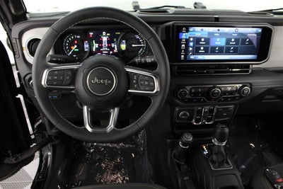 2025 Jeep Wrangler Sahara 4xe