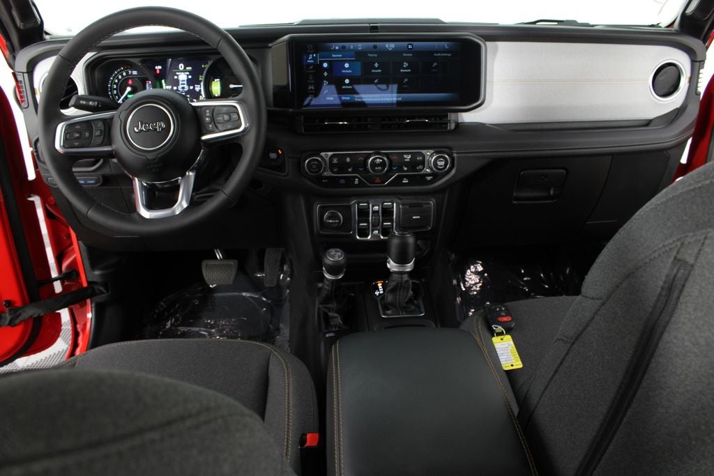 2025 Jeep Wrangler Sahara 4xe