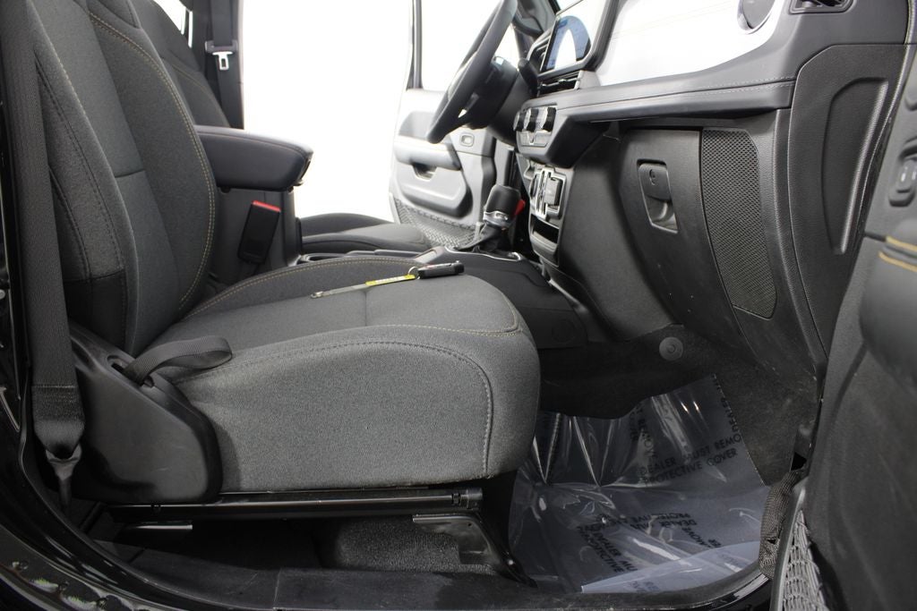 2025 Jeep Wrangler Sahara 4xe