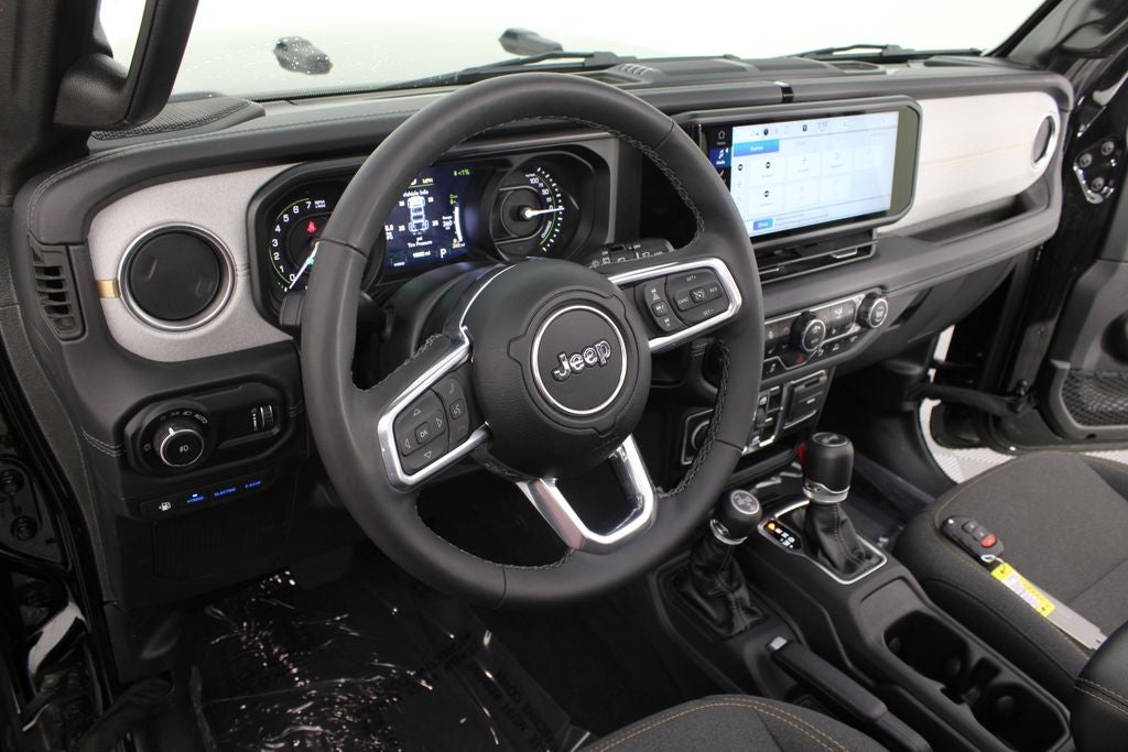 2025 Jeep Wrangler Sahara 4xe