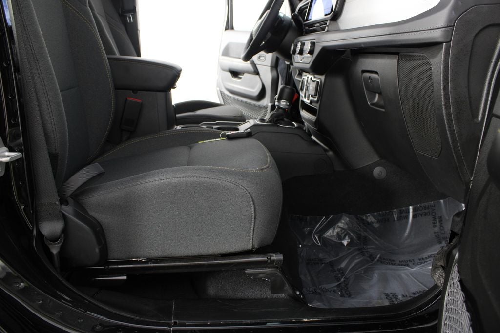 2025 Jeep Wrangler Sahara 4xe
