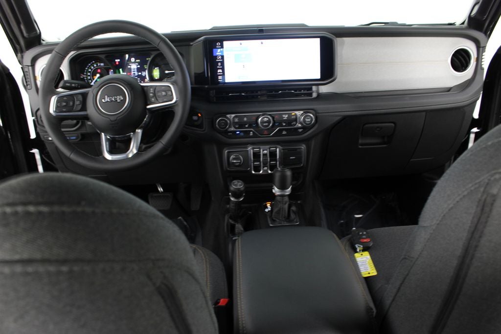 2025 Jeep Wrangler Sahara 4xe
