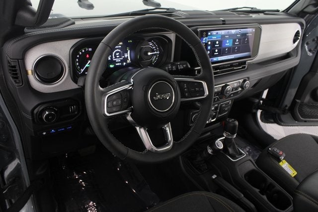 2025 Jeep Wrangler Sahara 4xe