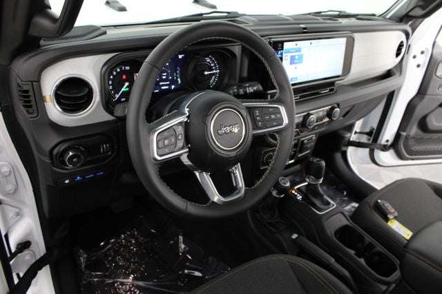 2025 Jeep Wrangler Sahara 4xe