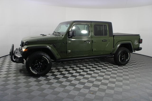 2021 Jeep Gladiator Willys photo 2