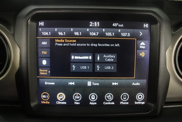 2021 Jeep Gladiator Willys photo 4