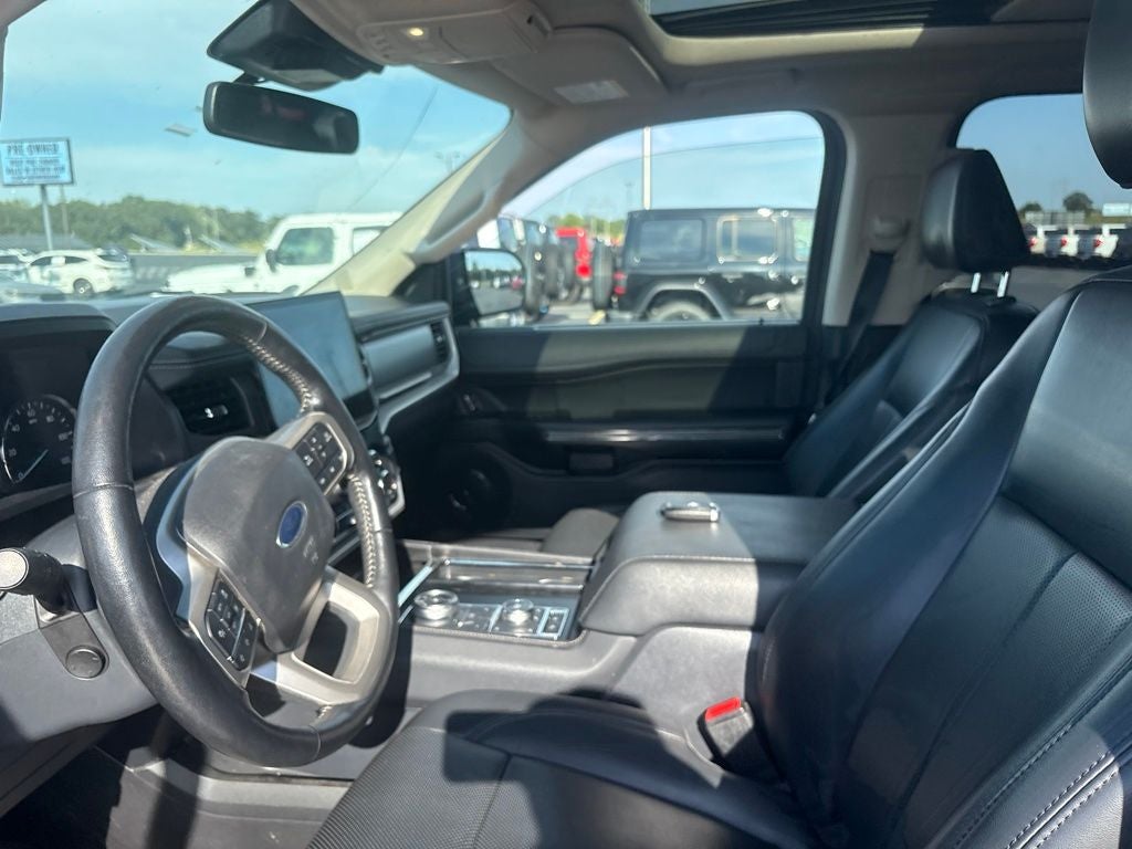 2022 Ford Expedition Max XLT