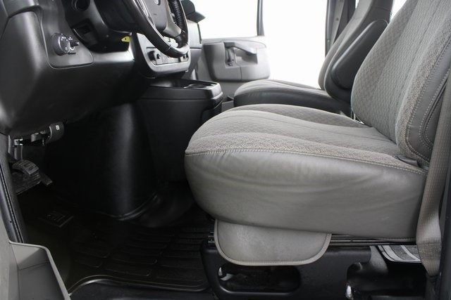 2016 Chevrolet Express 3500 LT Passenger